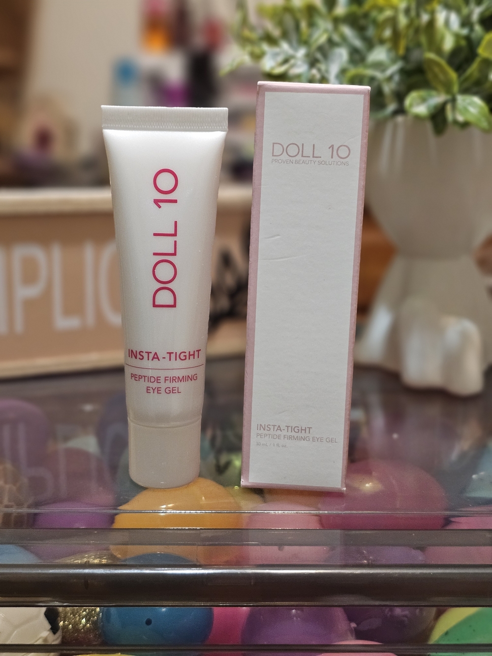 Doll 10 Insta-Tight Peptide Firming Eye Gel in Pink and White Packaging
